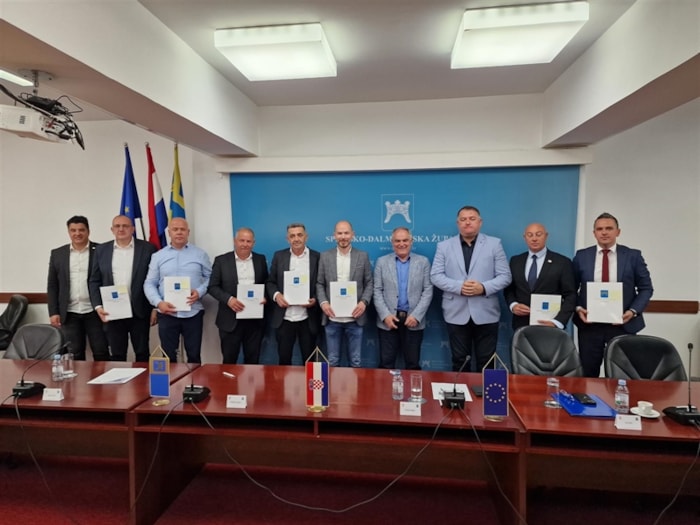 Vrijedni ugovori za gradove i općine u Zagori: "Došlo je vrijeme povratka mladih obitelji"