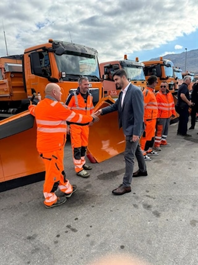 Zamjenik župana Čogelja izvršio smotru zimske službe Županijskih cesta Split