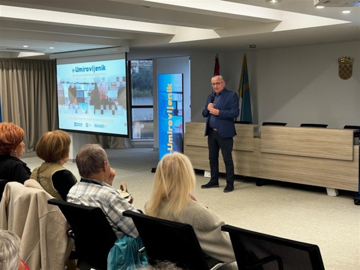 Županija nastavlja s projektom digitalne edukacije umirovljenika