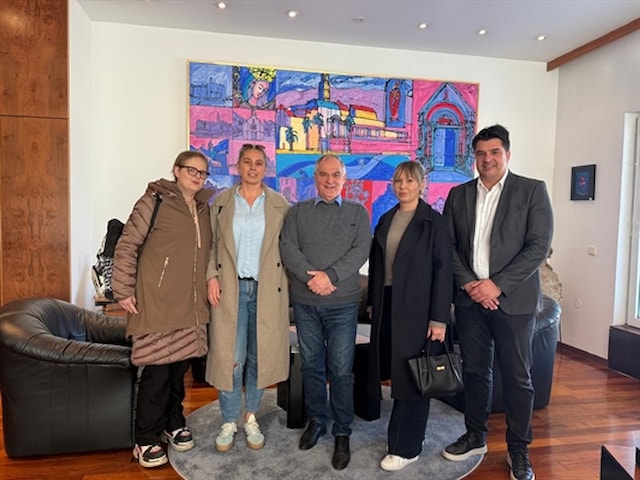 ŽUPAN BOBAN: 23 posto veća satnica za 426 pomoćnika u nastavi!