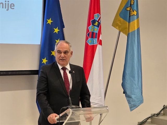 ŽUPANIJSKA SKUPŠTINA: Novi ciklus potpora za gospodarstvo; Županija preuzima većinski udio u Regionalnoj veletržnici Split