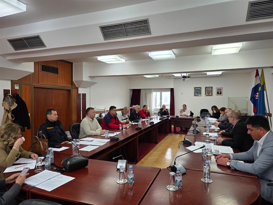 Održana tematska sjednica Stožera civilne zaštite Splitsko-dalmatinske županije uoči protupožarne sezone