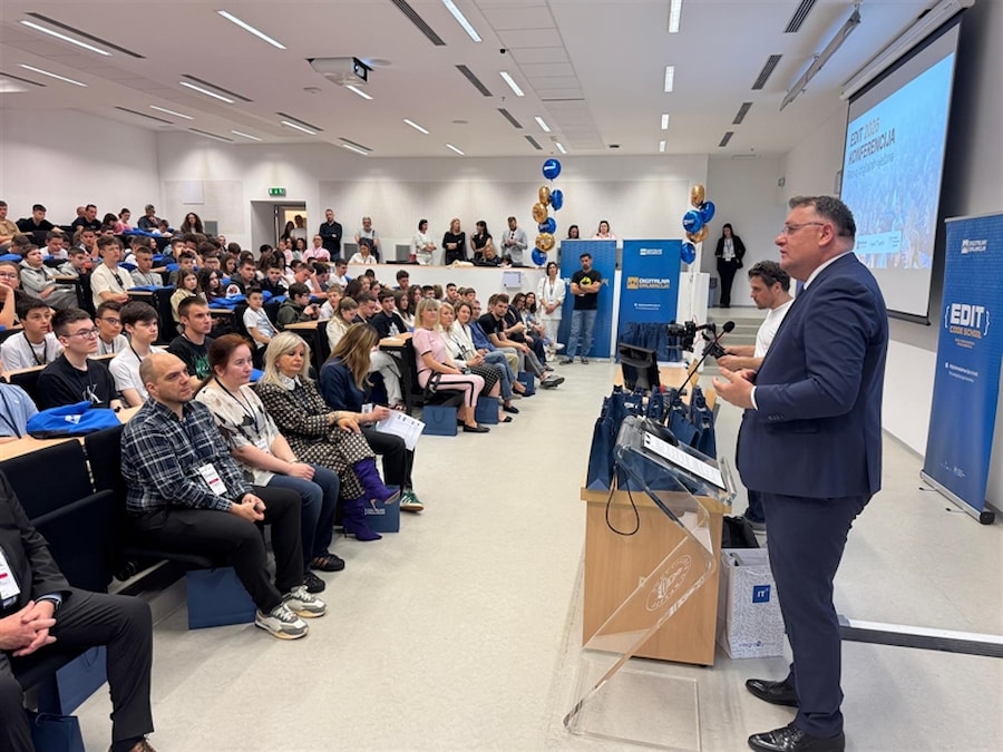 Digitalna akademija na splitskom PMF-u: Više od 200 učenika i nastavnika okupilo se na trećoj EDIT konferenciji