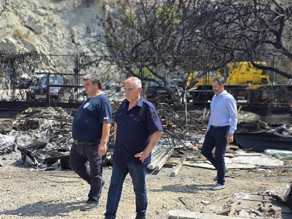 Župan Boban obišao opožarena područja na omiškom području
