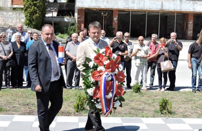 Dan sjećanja na poginule hrvatske branitelje u Bosanskom Grahovu