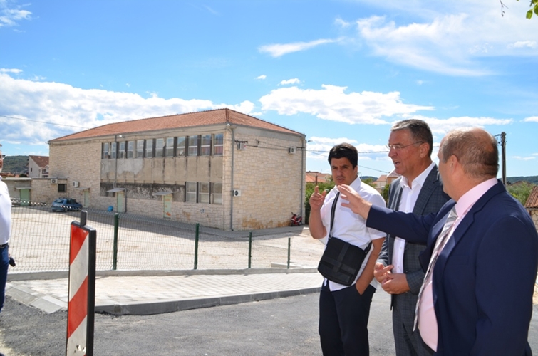 U kratkom roku obnovljen urušeni strop  OŠ Kralja Zvonimira